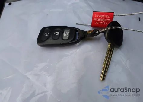 2011 Hyundai Genesis 2.0T z USA, uszkodzony, nr VIN KMHHT6KD8BU063903